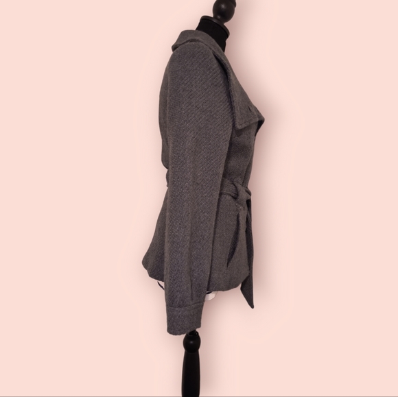 H&M Blazer Jacket Wool-Blend Asymmetric Belted PeaCoat in Charcoal Size 6 - Picture 4 of 14